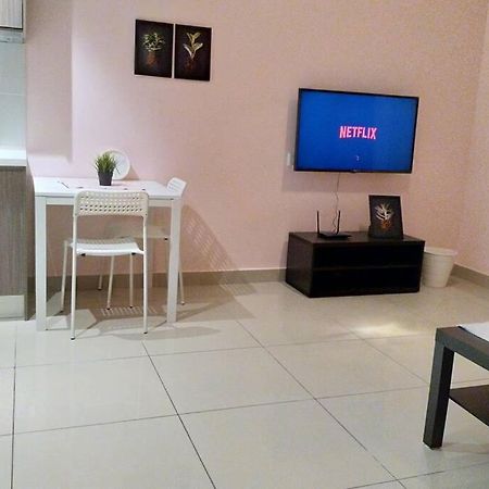Hb1512- Hyve Studio Unit, Lake View, Cyberjaya, Free Wi-Fi, Free Parking, Netflix,Pool, 3038 المظهر الخارجي الصورة