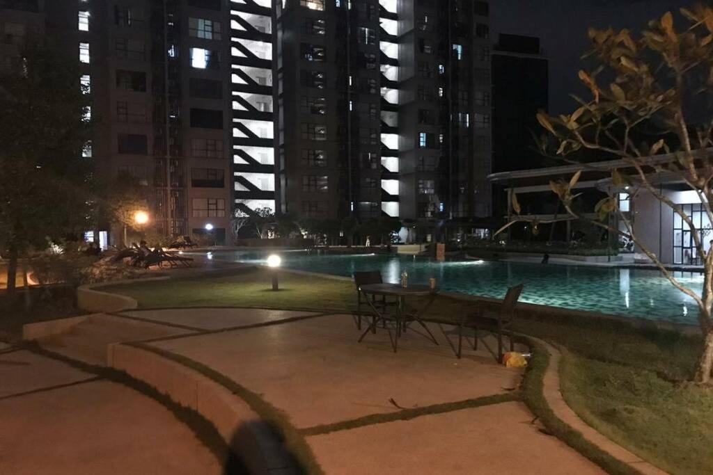 Hb1512- Hyve Studio Unit, Lake View, Cyberjaya, Free Wi-Fi, Free Parking, Netflix,Pool, 3038 المظهر الخارجي الصورة