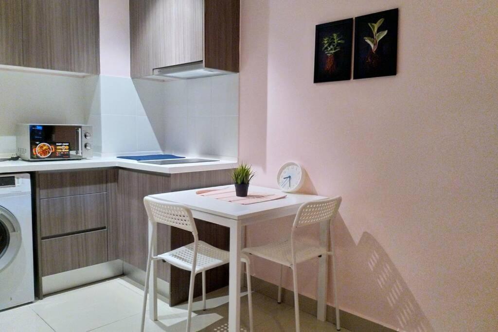 Hb1512- Hyve Studio Unit, Lake View, Cyberjaya, Free Wi-Fi, Free Parking, Netflix,Pool, 3038 المظهر الخارجي الصورة